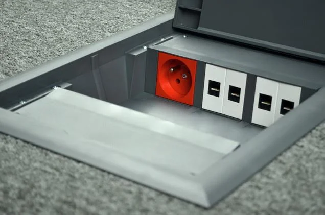Рамка KOPOS PP 80/45_LB для модулей QUADRO 45×45 в KOPOBOX 80, пол, серая