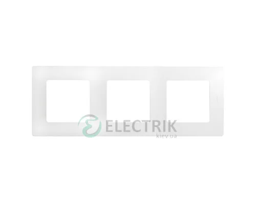 Рамка 3-местна, білий Legrand Etika 672503