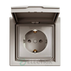 Розетка с заземлением, с крышкой и шторками IP44, бронза, Asfora EPH3100369