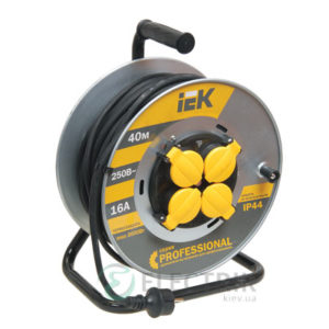 Катушка переносная УК40 на металлическом барабане с термозащитой 4 места 2Р+PЕ/40м КГ 3×1,5мм² IP44 серия PROFESSIONAL, IEK