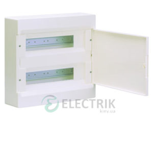 Щит на 24 модуля встроенный с белыми дверьми Hager Cosmos VR212PD